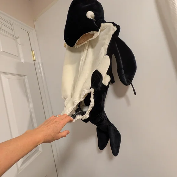 Black and White Orca Costume - Picture 1 of 7